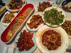 -嗨辣小聚·盘锦河蟹·海鲜烧烤龙虾(盘锦十年好店)