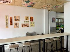 -余庆小吃(小吃一条街店)