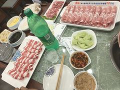 -楼外楼大刀肉传统火锅(西安大路店)