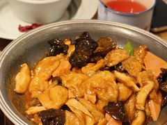 -蜜桃餐厅·伴山(湖滨商业街店)