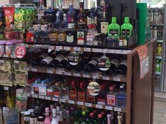 -全家便利店(兴贤路店)