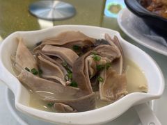 -万山楼海鲜酒家·二十三年老字号
