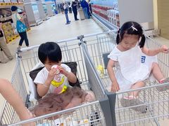 -盒马X会员店(王府井奥莱UP TOWN店)