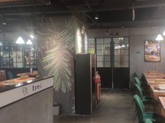 -肥肥虾庄·金牌油焖大虾(杨园滨江时代walk店)