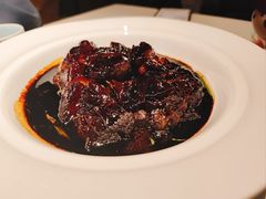 招牌焦糖黑叉烧-维园悦谱·海派家常菜(乌鲁木齐南路店)