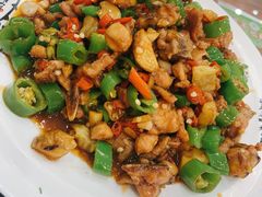 -椒香川流不息川菜馆(二七北路店)