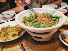 -爱碗亭·鲜炒湖南菜(壹城中心店)