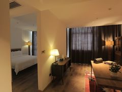 -24H COLOR咖啡厅(惠州金山湖店)