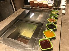 自助调料区-厦门海沧正元希尔顿逸林酒店開全日餐厅