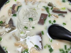 -津津老鸭粉丝馆(正东路店)