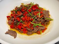 茶油炒黄牛肉-肆月河豚·淮扬菜·湘菜(华天店)