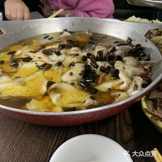 川东香辣馆(卫国路店)