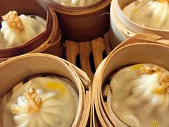 手拆蟹粉小笼汤包-南小馆(迪士尼小镇店)