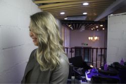 -SIX Hair Consultant