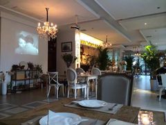 -MOMENT湖景餐厅(解放路店)