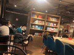 -光海书局(南京东路第一百货店)