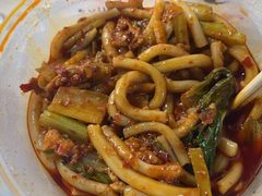 -满格嗦新疆椒麻鸡火锅.炒米粉(川大江安校区店)