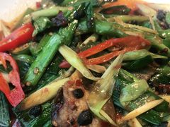 -有红鸡毛店·川菜(建设路店)