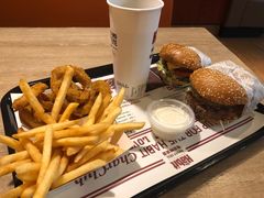 -The Habit Burger Grill 哈比特汉堡(复兴soho店)