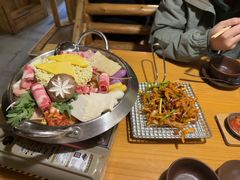 -恩你小木屋·韩式料理(假日广场店)