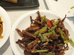 -峨嵋小镇(远洋城店)
