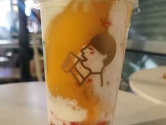 莓莓芝芝甘露-喜茶(深圳福田星河COCO Park店)