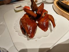 玻璃脆皮乳鸽皇-新雅(丰盛里店)