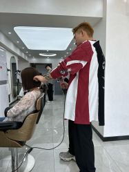 -INSI Hair Salon
