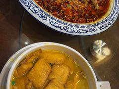 -东来菜馆•手抓海鲜家常菜•海鲜锅贴(鸽子窝店)