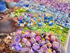 -郑在DIY·潮玩银饰绘画手作(中央大道旗舰店)