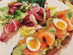 -Common Table · Brunch & Coffee