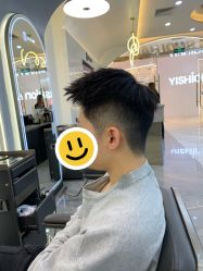 -苏奇发型·烫发染发
