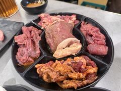 -啊美丽炭火烤肉(滑翔一店)