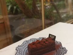 -RGF(巨鹿路店)