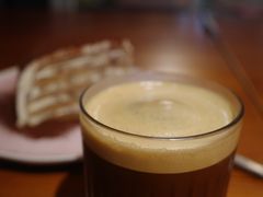 -Be Lived Cafe比例咖啡(摩天轮店)