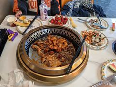 -布罗城堡自助烧烤(鸿通城购物中心店)