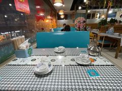 -崴海渔村(虹梅路店)
