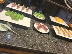 -钦瓦台时尚自助餐厅(银泰城店)