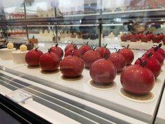 -罗红摄影艺术馆