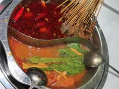 -佰人王串串香火锅(洋珠巷店)