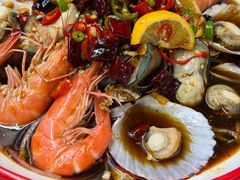 -老东镇啤酒屋海鲜加工·蒸汽海鲜·海鲜烧烤(台东店)