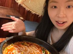 -银米·云南传统过桥米线(双廊黑金冠店)