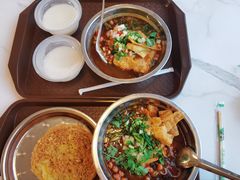 -柳州肥姨妈大骨螺蛳粉(老闵行店)