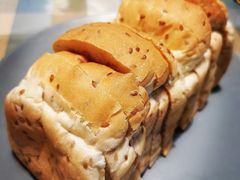 亚麻籽吐司-沁屋面包店(人民东路店)