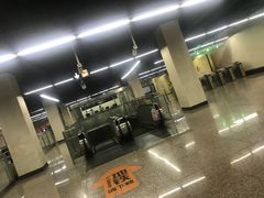 -人民广场(地铁站)