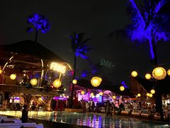-FINNS Beach Club