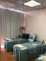 -亮丽妈妈·催乳通乳·产后恢复(万达店)