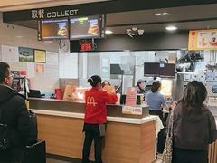 -麦当劳(上海虹桥站30B检票口楼上)