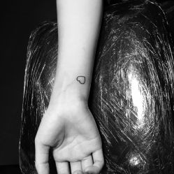 -墨無界刺青TATTOO