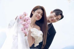 -青禾蒙娜丽莎婚纱摄影(武汉总店)